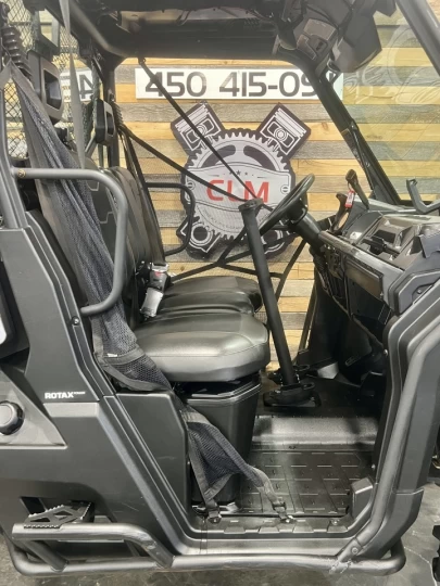 2018 BRP CAN-AM DEFENDER XT HD-10 + 4WD + DPS + BEAUCOUP D'ÉQUIPEMENTS $$$ + RARE & A1 