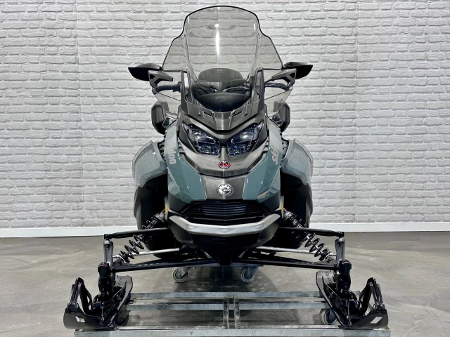 BRP SKI-DOO GRAND TOURING L.E = LIMITED EDITION + ENSEMBLE LUXE + 900 ACE EFI 137'' AIR RIDE + ECRAN 10'' + SEULEMENT 478 KM + RARE & A1  2024