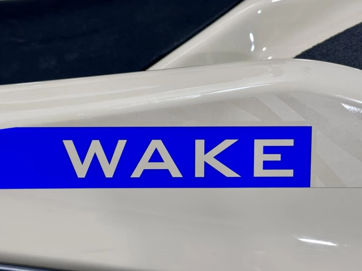 2025 BRP SEA-DOO EDITION WAKE 170 H.P + IBR + VTS + IDF + TOUR & RACK + 3 PASSAGERS + RARE 