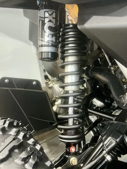 2025 BRP CAN-AM RENEGADE X-XC 1000R EFI + 4X4 + DPS + SEULEMENT 1083 KM + RARE & A1 