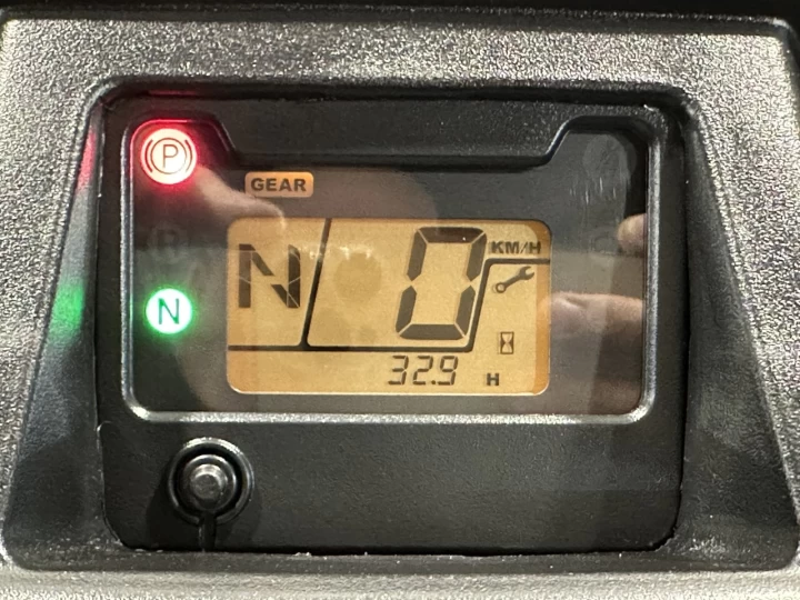 2026 HONDA PIONEER 520 4WD + CABINE FERMÉ + PLUSIEURS OPTIONS $$$ + RARE & A1 