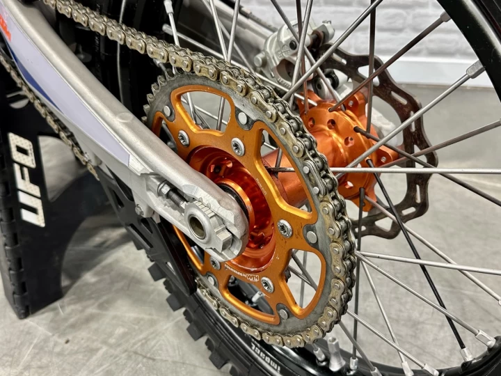 2022 KTM 125 SX + 2 TEMPS + KIT BIG BORE 150 cc + SEULEMENT 60 HR + LOOK UNIQUE + RARE & A1 