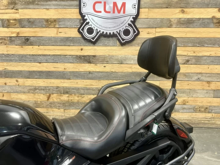 2015 BRP CAN-AM SPYDER F3-S + SE-6 (SEMI-AUTOMATIQUE) + SEULEMENT 28382 KM + CONDITION A1 