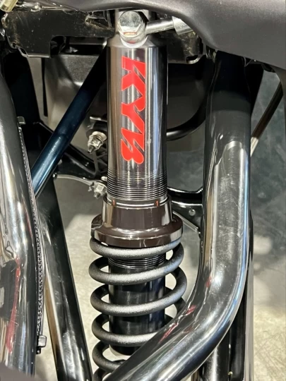 2022 BRP CAN-AM RYKER RALLY 900 + BANC PASSAGER & DOSSIER + PARE-BRISE + AKRAPOVIC + 4385 KM 