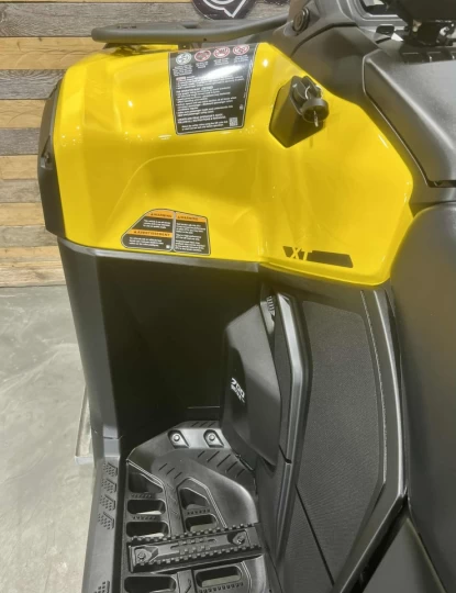 2024 BRP CAN-AM OUTLANDER MAX XT 700 EFI + DPS + 4X4 + SEULEMENT 348 KM + CONDITION A1 