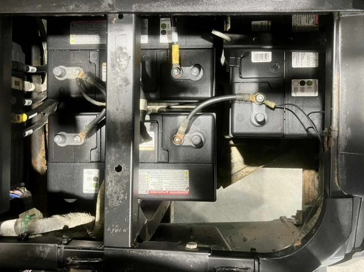 2017 POLARIS RANGER EV - VEHICULE ELECTRIQUE + 4X4 + 2 PASSAGERS + 4 PNEUS NEUFS 