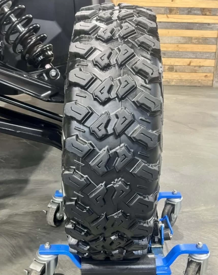 2025 BRP CAN-AM MAVERICK MAX X3 X-RS TURBO ''RR'' 200 H.P + D.P.S + 4X4 + 72'' +4 PASSAGERS + SEULEMENT 1403 KM + RARE & CONDITION A1 