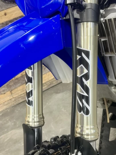 2021 YAMAHA YZ 450F + SEULEMENT 30 HR + FULL EXHAUST FMF RACING + MX-MOTOCROSS-ENDURO + RARE & CONDITION A1 