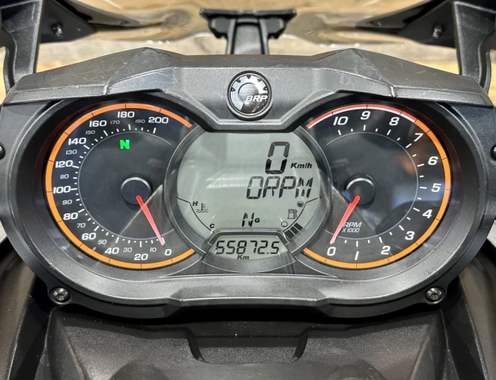 2015 BRP CAN-AM SPYDER F3 ''S'' SE-6 (SEMI-AUTOMATIQUE) + SUSPENSION FOX + BEAUCOUP D'EQUIPEMENTS $$$ + RARE & A1 
