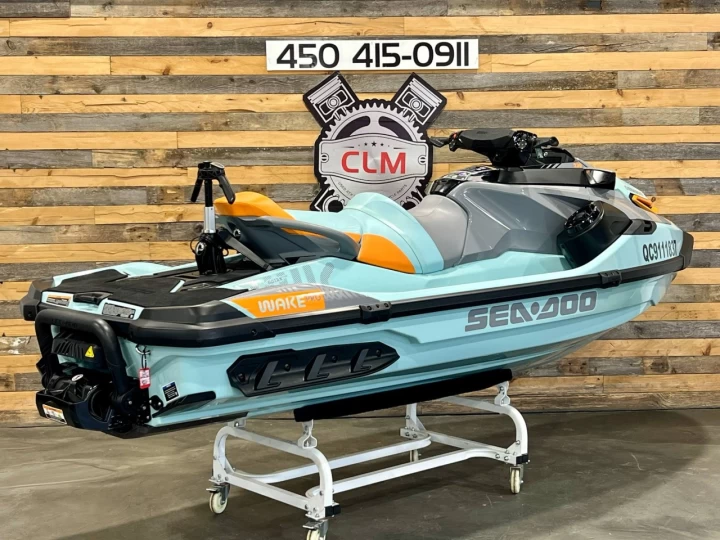 2022 BRP SEA-DOO WAKE PRO 230 H.P + IBR + VTS + PREMIUM AUDIO + TECH PKG + 3 PLACES + 45 HR + A1 