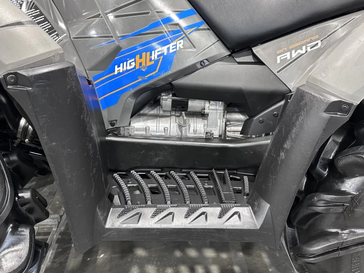 2023 POLARIS SPORTSMAN 850 EFI H.O ÉDITION HIGH LIFTER + 4WD + BAS KM 2490 KM + COULEURS RARE 