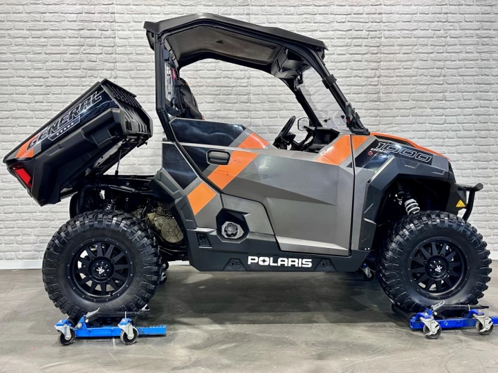 2018 POLARIS GENERAL 1000 EFI VERSION DELUXE + 4WD + E.P.S + AUDIO + FOX + MAGS + BIEN ÉQUIPÉE 