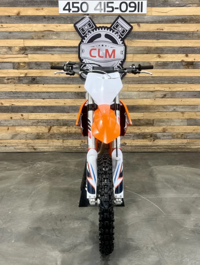 KTM 450 SX-F EFI + SEULEMENT 23 HR + 4 TEMPS + RARE & CONDITION A1  2022