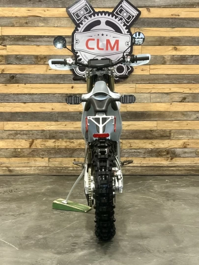 2025 STARK FUTURE VARG EX 60 H.P @ 80 H.P + LÉGALE SUR LA ROUTE + 0KM NEUVE + 2 ANS DE GARANTIE 