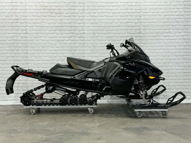 BRP SKI-DOO RENEGADE ADRENALINE ENDURO PKG 900 ACE TURBO 137'' + ECRAN 10'' + GPS + REV GEN5 + RARE & A1  2026