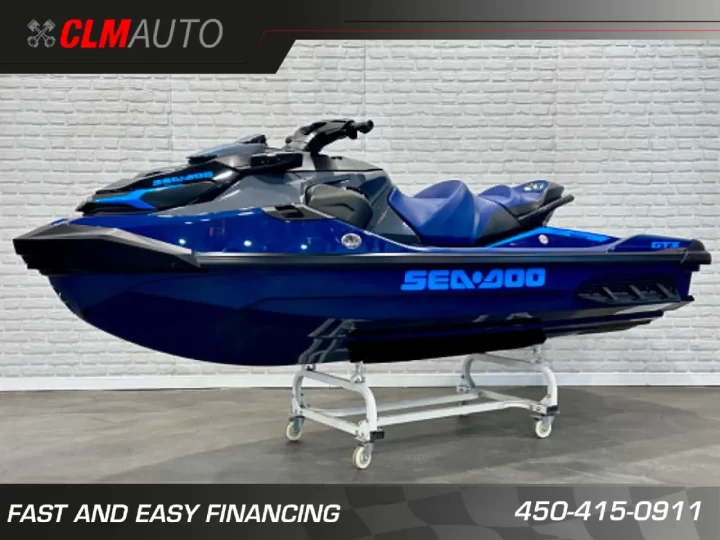 2026 BRP SEA-DOO GTX 230 H.P + IBR + VTS + IDF + ENSEMBLE TECHNOLOGIE + AUDIO + 3 PASSAGERS + 4 HR SEULEMENT + RARE & A1 
