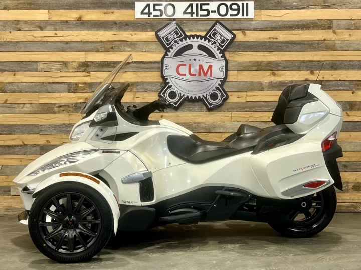 2017 BRP CAN-AM SPYDER RT-S SE-6 (SEMI-AUTOMATIQUE) ROTAX 1330 cc EFI + SEULEMENT 25499 KM + RARE & A1 