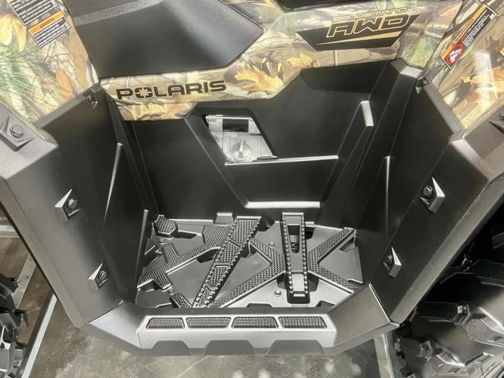2024 POLARIS SPORTSMAN XP 1000 EFI EDITION HUNTER / CHASSEUR + CAMO + 4X4 + EPS + SEULEMENT 4 KM + TOUTE ÉQUIPÉE + RARE & A1 