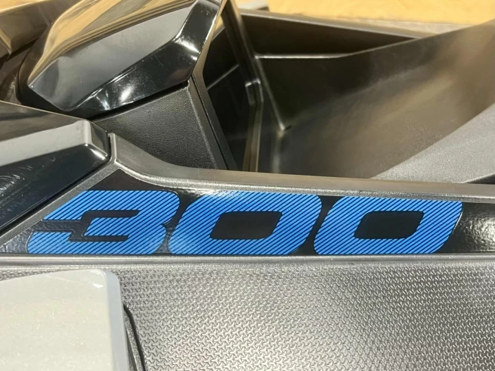 2021 BRP SEA-DOO GTX LIMITED 300 HP + IBR + VTS + IDF + AUDIO PREMIUM + SEULEMENT 35 HR + 3 PASSAGERS + CONDITION A1 