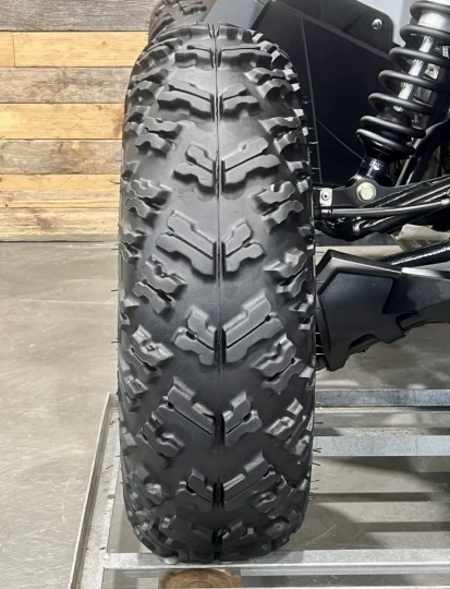 2024 BRP CAN-AM RENEGADE X-XC 1000R EFI + 4WD + DPS + FOX + SEULEMENT 1686 KM + RARE & A1 