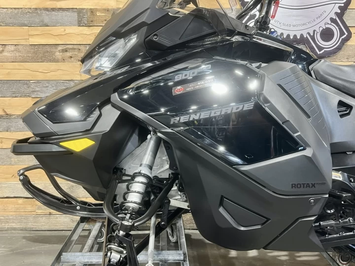2021 BRP SKI-DOO RENEGADE ADRENALINE 900 ACE EFI ITC 137'' + REV GEN4 + 10015 KM + CONDITION A1 