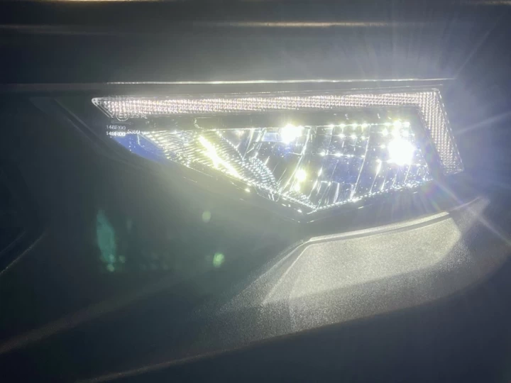 2025 POLARIS RANGER 1000 EDITION PREMIUM + 4X4 + EPS + SEULEMENT 1721 KM + GARANTIE FEVRIER 2027 + RARE & A1 