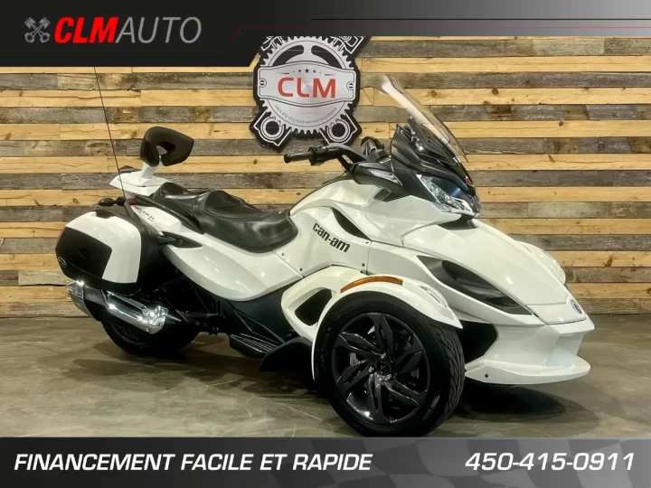 2013 BRP CAN-AM SPYDER ST LIMITED SE-5 (semi-automatique) + RADIO + DOSSIER + VALISE + 52998 KM 