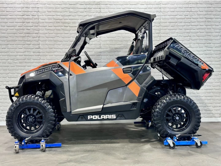 2018 POLARIS GENERAL 1000 EFI VERSION DELUXE + 4WD + E.P.S + AUDIO + FOX + MAGS + BIEN ÉQUIPÉE 