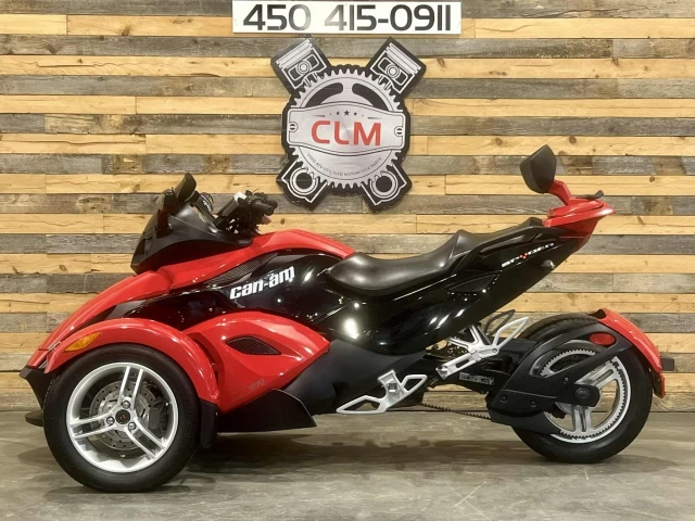 BRP CAN-AM SPYDER ROADSTER SE-5 (SEMI-AUTOMATIQUE) + DOSSIER PASSAGER + 86105 KM  2009