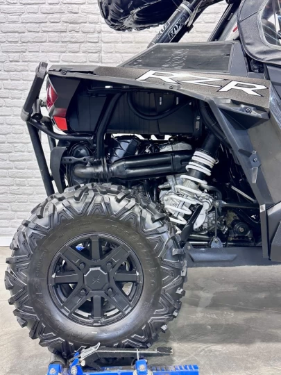 2016 POLARIS RZR XP 1000 EFI + 4WD + E.P.S + FOX + AUDIO + CABINE FERMÉ + CHAUFFAGE + RARE & A1 