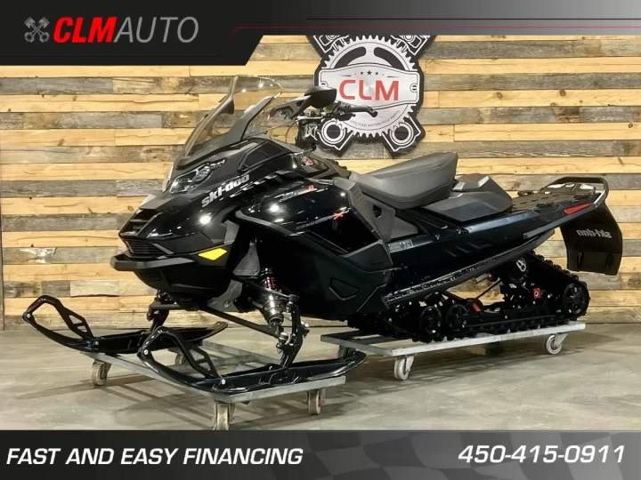 2024 BRP SKI-DOO RENEGADE X 900 ACE TURBO ''R" 180 HP 137'' + REV GEN5 + 13486 KM + CONDITION A1 