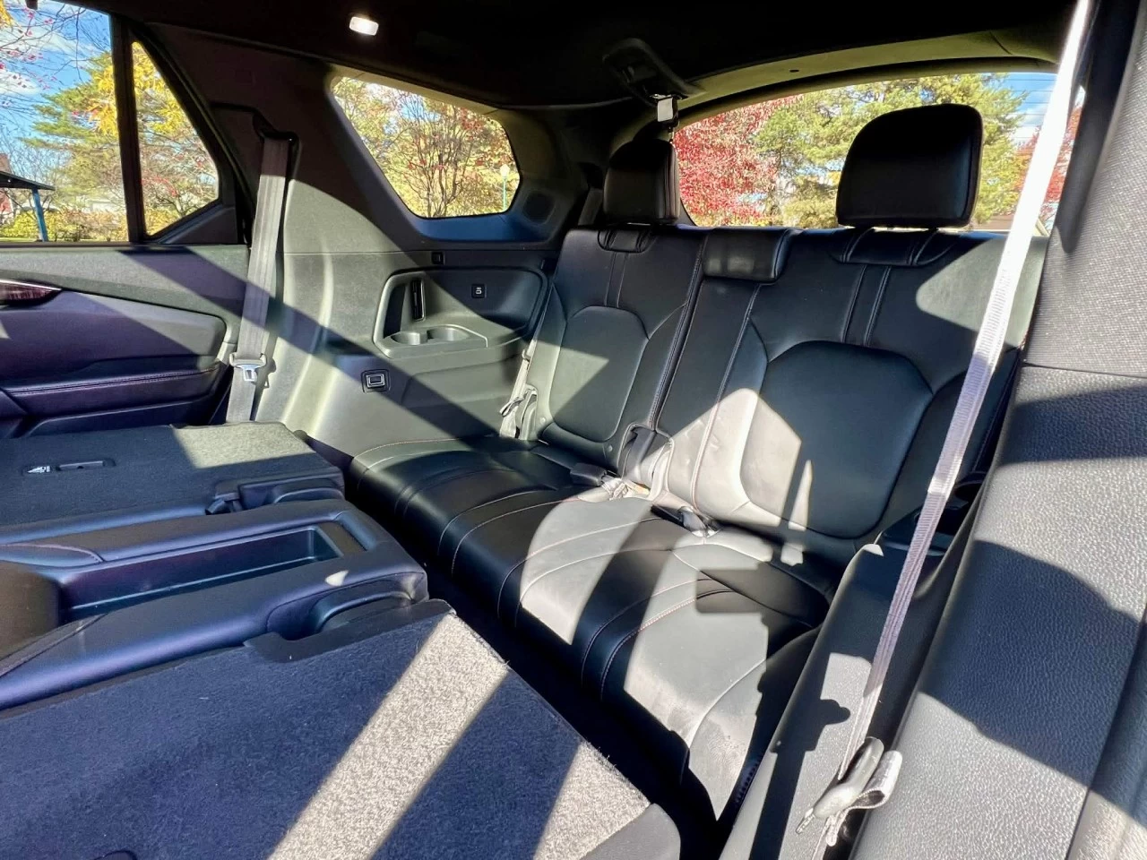 2023 HONDA PILOT BLACK EDITION AWD + V6 3.5L + SEULEMENT 34856 KM + GARANTIE  Main Image