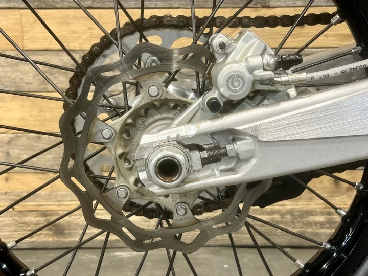 2022 KTM 450 SX-F EFI + SEULEMENT 23 HR + 4 TEMPS + RARE & CONDITION A1 