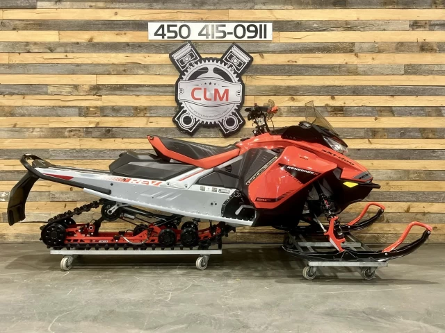BRP SKI-DOO RENEGADE X 850 E-TEC EFI 137'' + REV GEN4 + 15609 KM + COULEUR RARE & A1  2019