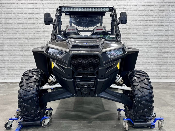 2016 POLARIS RZR XP 1000 EFI + 4WD + E.P.S + FOX + AUDIO + CABINE FERMÉ + CHAUFFAGE + RARE & A1 