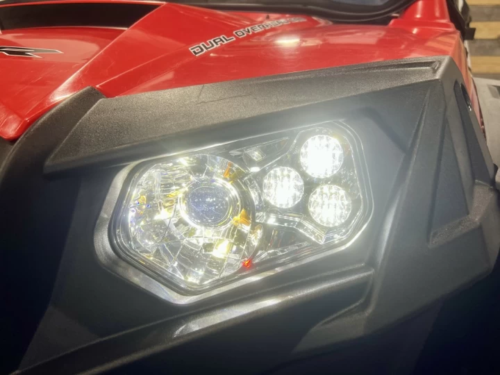 2011 POLARIS RZR XP 900 EFI + 4WD + FOX + SEULEMENT 5445 KM + RARE & CONDITION A1 