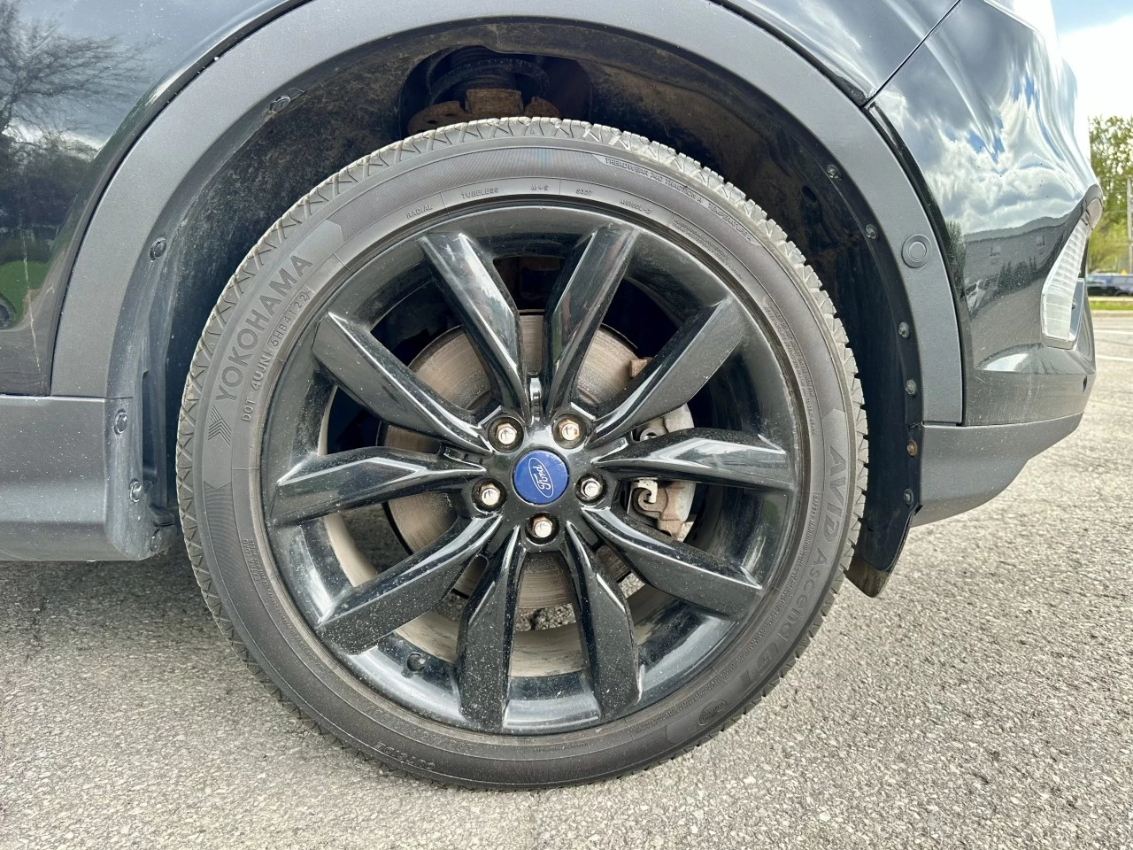 2017 FORD ESCAPE TITANIUM 4WD + 2.0L ECOBOOST + 172524 KM + TOUTE NOIR  Image principale