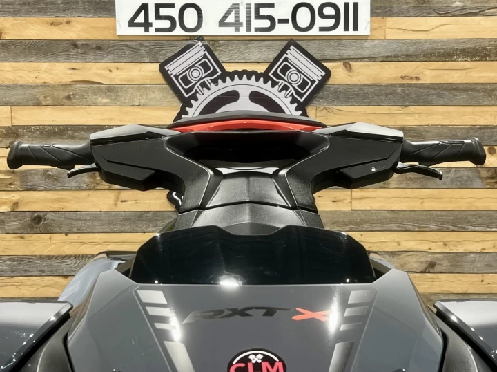 2024 BRP SEA-DOO RXT-X 325 H.P + IBR + VTS + PREMIUM AUDIO + TECH PKG + 40 HR + 3 PASSAGERS + RARE 