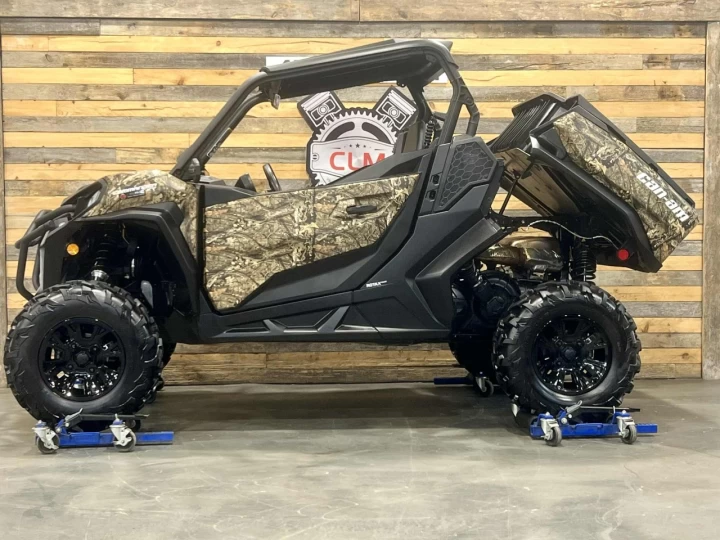 2021 BRP CAN-AM COMMANDER XT 1000R EFI + 4X4 + DPS + 5439 KM + CONDITION A1 