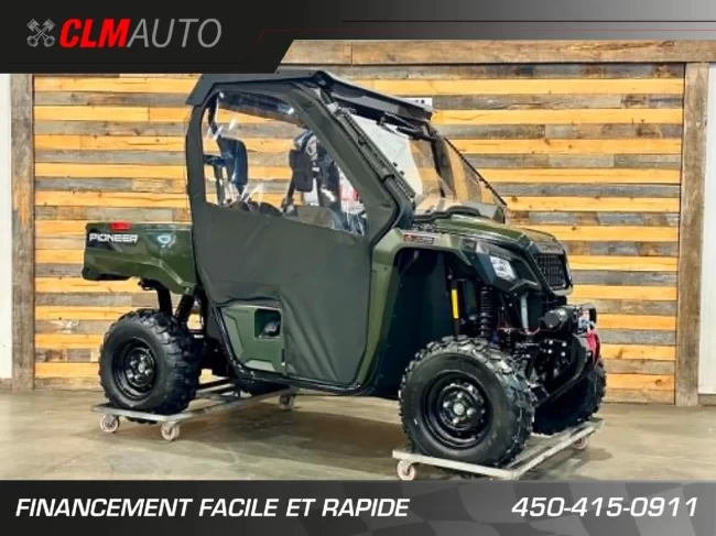 HONDA PIONEER 520 4WD + CABINE FERMÉ + PLUSIEURS OPTIONS $$$ + RARE & A1 - 2026