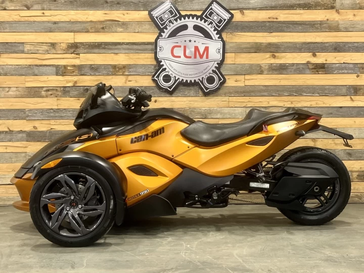2008 BRP CAN-AM SPYDER RS-S / SM-5 MANUELLE @ CLUTCH + FOX PODIUM + 44585 KM + COULEUR RARE & A1 