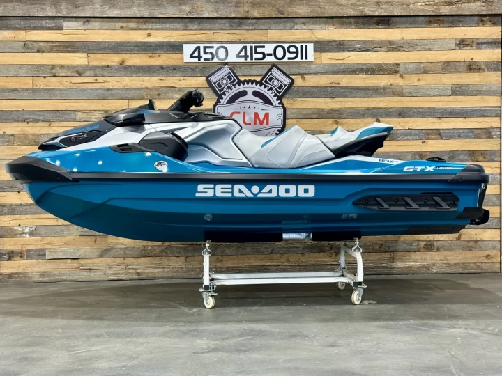 2025 BRP SEA-DOO GTX LIMITED 325 HP + IBR + VTS + IDF + AUDIO + ECRAN 10'' + 3 PASSAGGERS + SEULEMENT 4 HR + COULEUR RARE & A1 