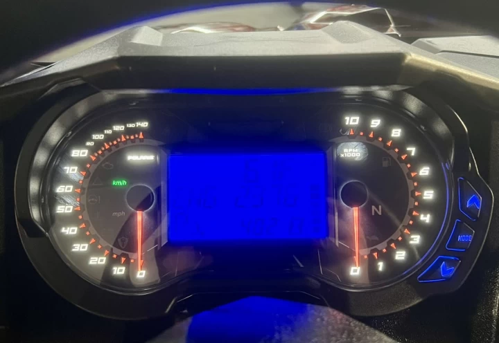 2021 POLARIS GENERAL 4 CREW EDITION DELUXE 1000 EFI + 4X4 + EPS + RIDE COMMAND GPS / AUDIO + FOX QS3 + 4 PASSAGERS 