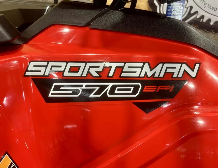 2021 POLARIS SPORTSMAN 570 EFI + E.P.S + 4X4 + TREUIL + PARE CHOC HD AVANT & ARRIERE + SEULEMENT 2012 KM 