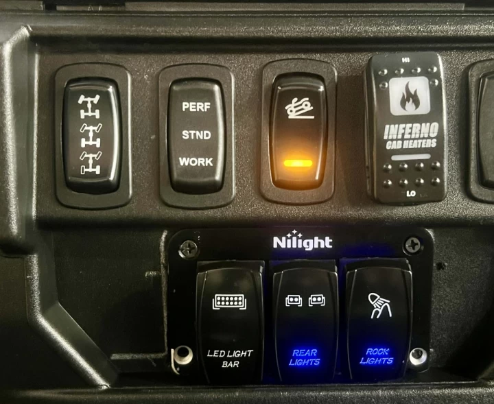 2021 POLARIS RANGER CREW XP 1000 EDITION TRAIL BOSS + 4X4 + DPS + 5795 KM + 6 PASSAGERS + TOUTE ÉQUIPÉE + A1 