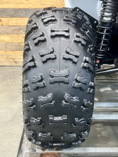 2025 BRP CAN-AM RENEGADE X-XC 1000R EFI + 4X4 + DPS + SEULEMENT 1083 KM + RARE & A1 