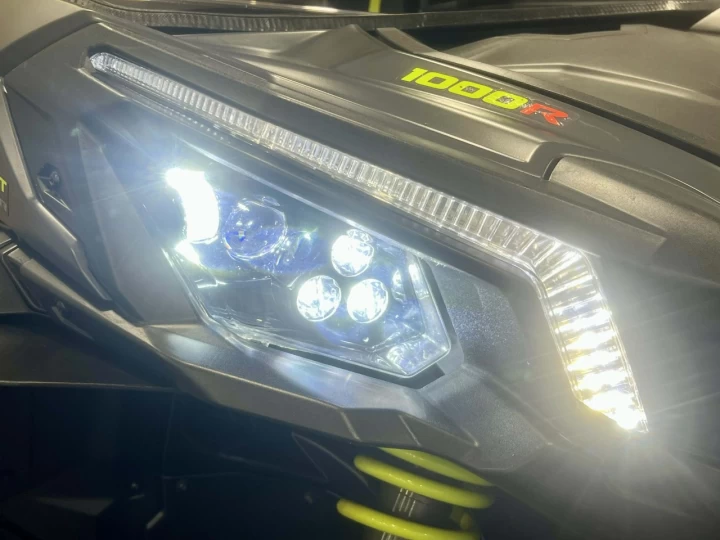 2021 BRP CAN-AM MAVERICK SPORT X-MR 1000R EFI + 4X4 + D.P.S + PLUSIEURS OPTIONS AJOUTER $$$ + RARE 