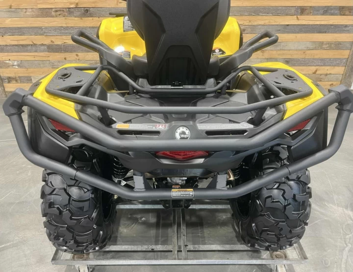 2024 BRP CAN-AM OUTLANDER MAX XT 700 EFI + DPS + 4X4 + SEULEMENT 348 KM + CONDITION A1 
