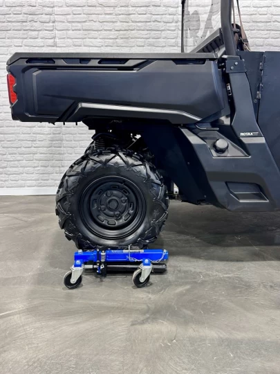 2017 BRP CAN-AM DEFENDER HD-5 EFI + 4WD + DPS + 3 PASSAGERS + SEULEMENT 4697 KM + RARE & PROPRE 