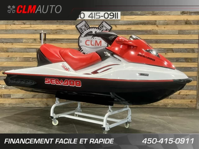 BRP SEA-DOO EDITION WAKE ROTAX 4-TEC 155 HP + 3 PASSAGERS + TOUR A SPORT NAUTIQUE + SEULEMENT 163 HR  2006